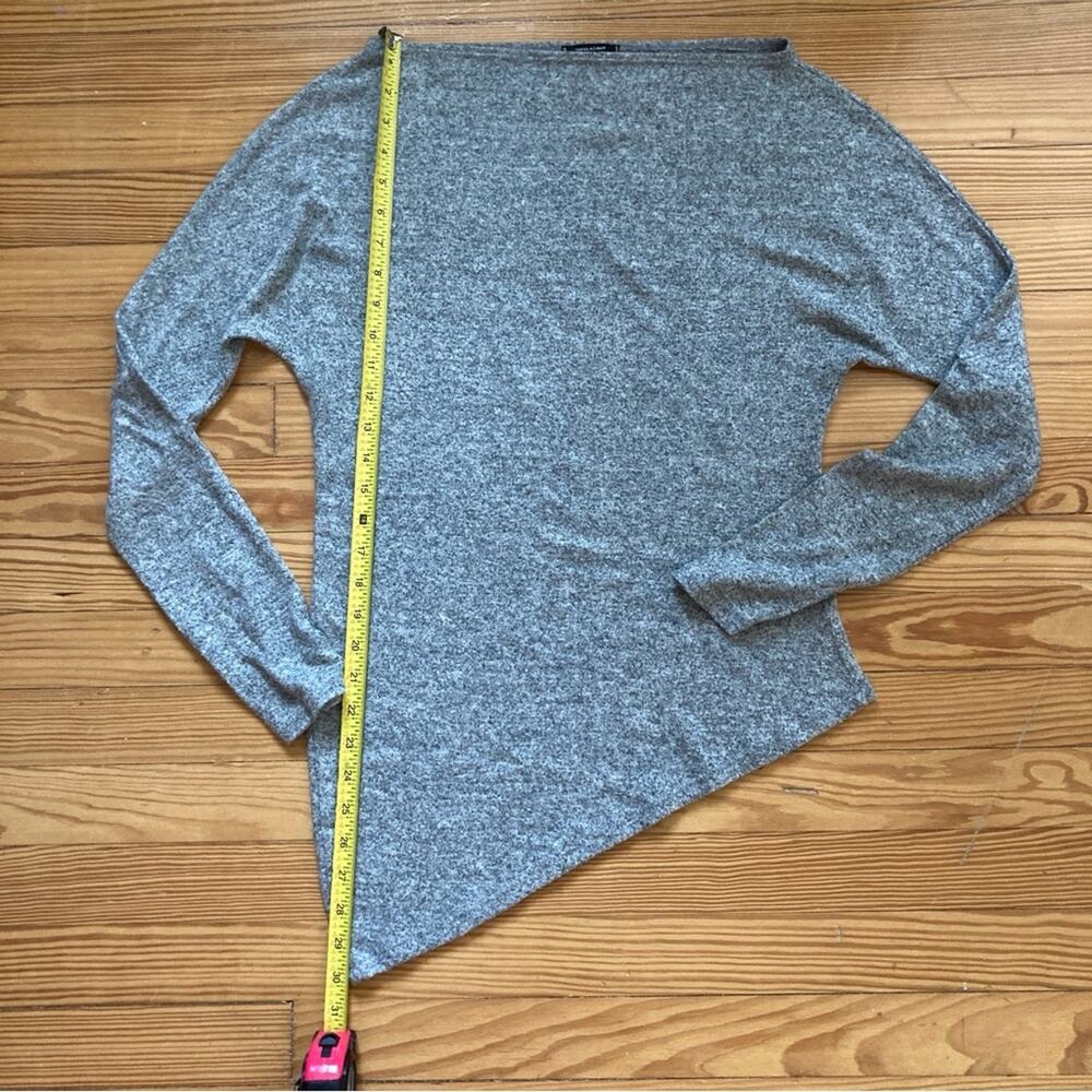 Stella & Dot Sweater Asymmetrical Grey Size Small - Picture 8 of 9